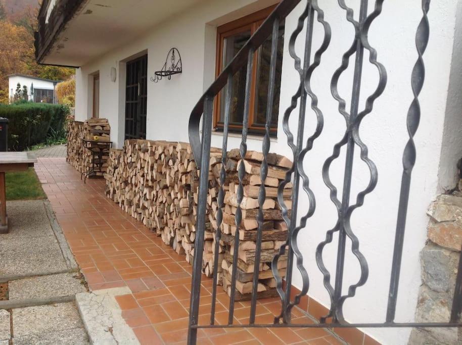 Charmantes Landhaus Mit Garten Und Traumhaftem Fernblick Thal  ภายนอก รูปภาพ