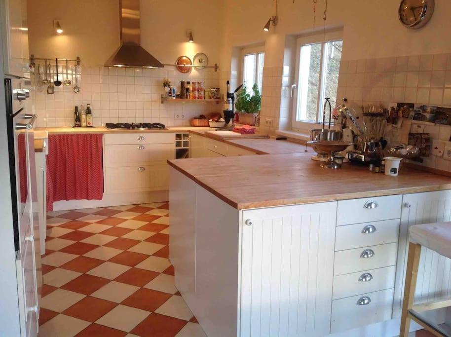 Charmantes Landhaus Mit Garten Und Traumhaftem Fernblick Thal  ภายนอก รูปภาพ
