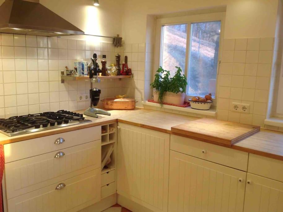 Charmantes Landhaus Mit Garten Und Traumhaftem Fernblick Thal  ภายนอก รูปภาพ